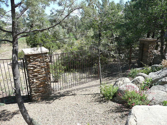 Fence (21)