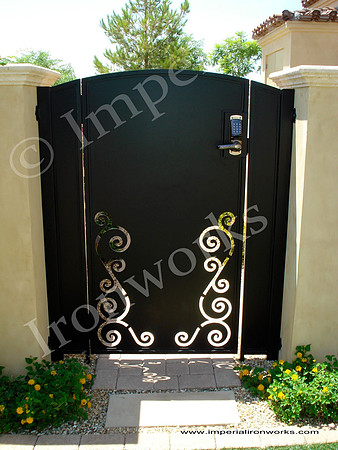 Gate (37)