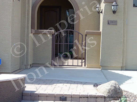 Gate (8)