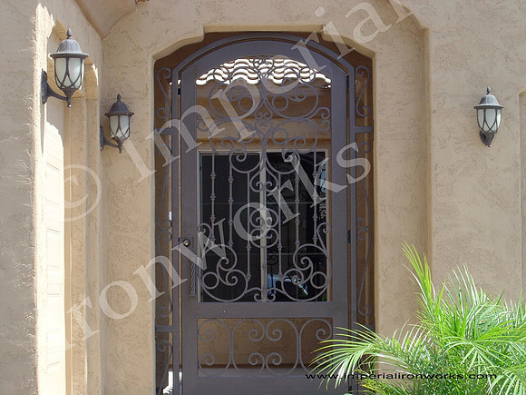 Gate (14)