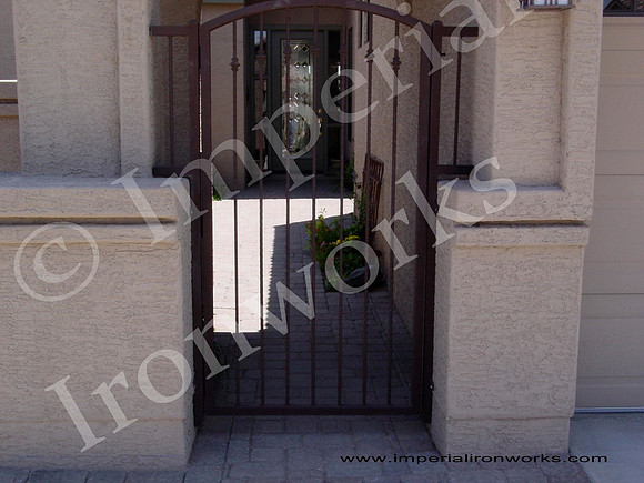 Gate (50)