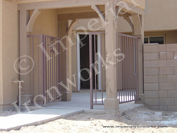 Gate (12)