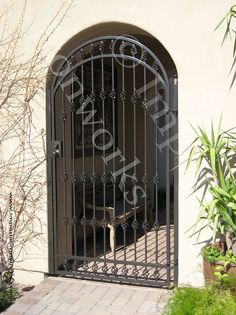 Gate (6)