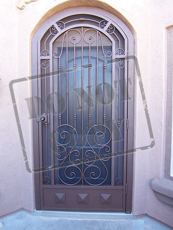 Gate (67)