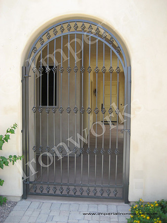 Gate (35)